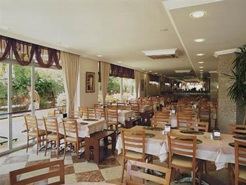Fame Beach Hotel Kemer Restaurant bilde